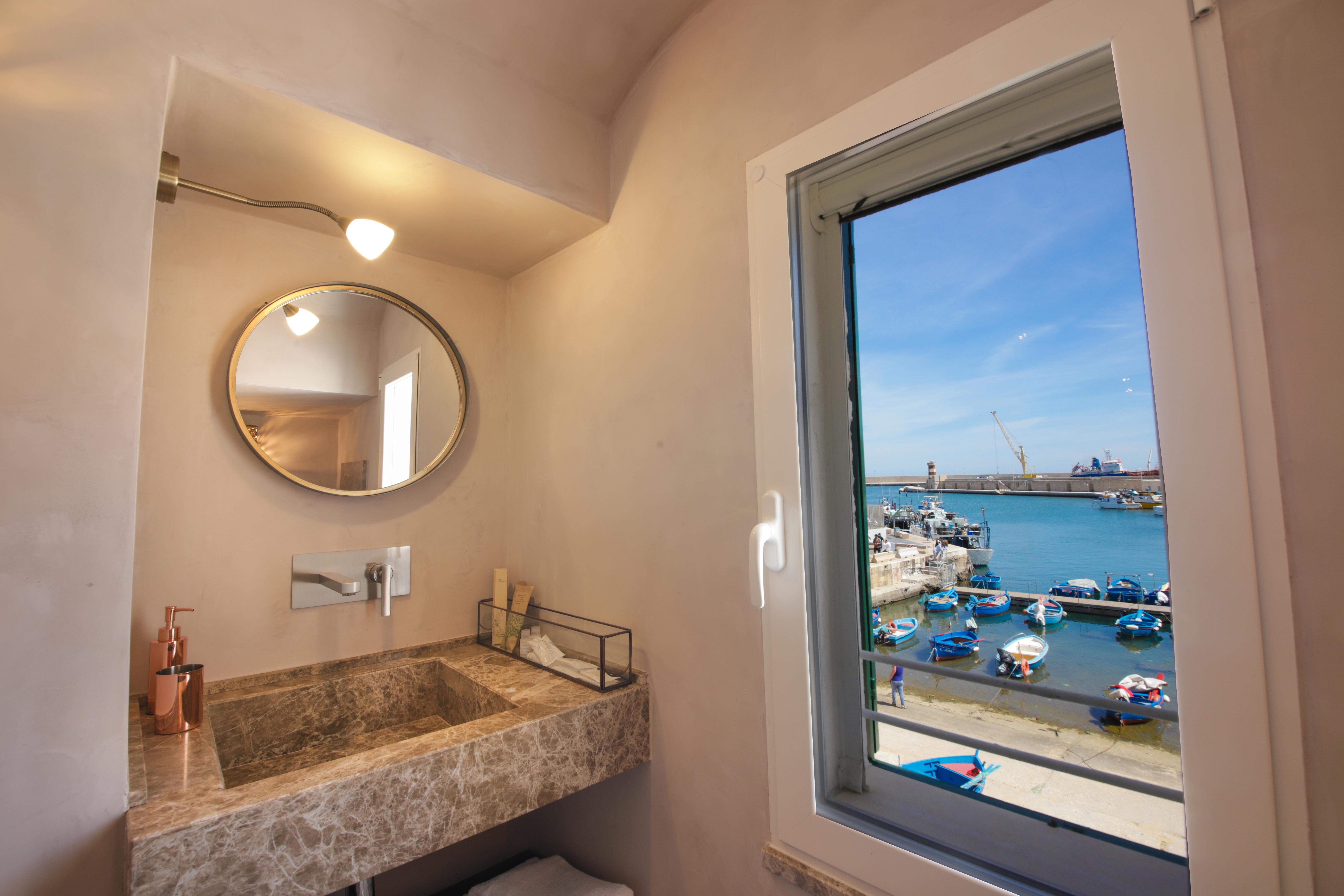 Al Console Luxury Suite مونوبولي المظهر الخارجي الصورة